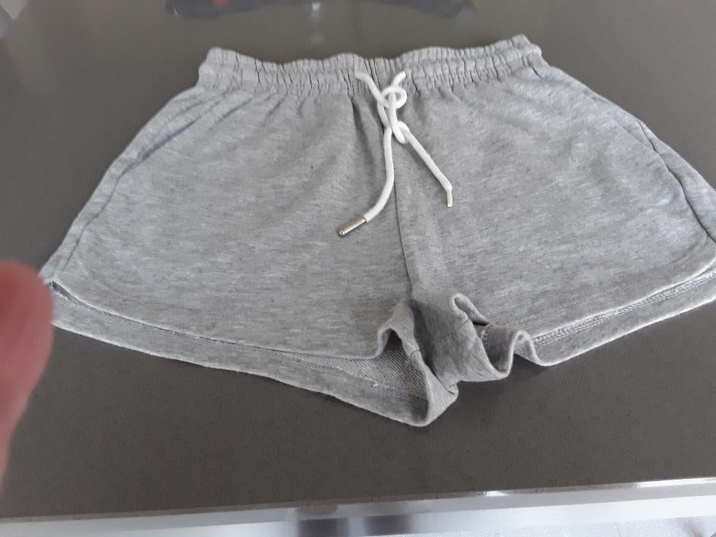 Meisjes shorts en topjes 14 jaar, Ophalen of Verzenden, Zo goed als nieuw