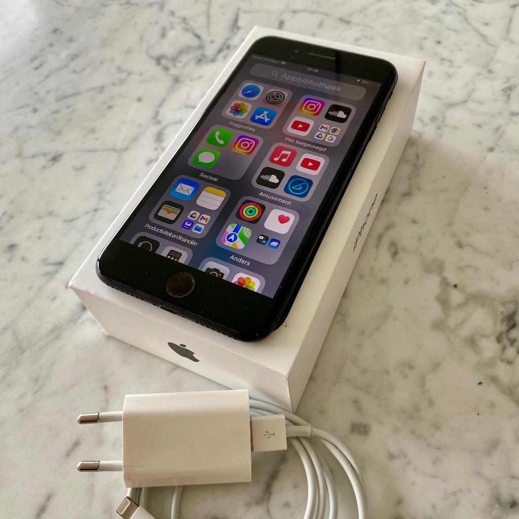 Apple iPhone's, Télécoms, Téléphonie mobile | Apple iPhone, Avec simlock (verrouillage SIM), Utilisé, IPhone 7 Plus, Noir