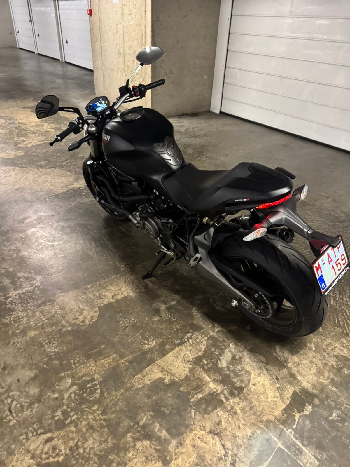 Ducati 821 monster, Particulier, 821 cm³