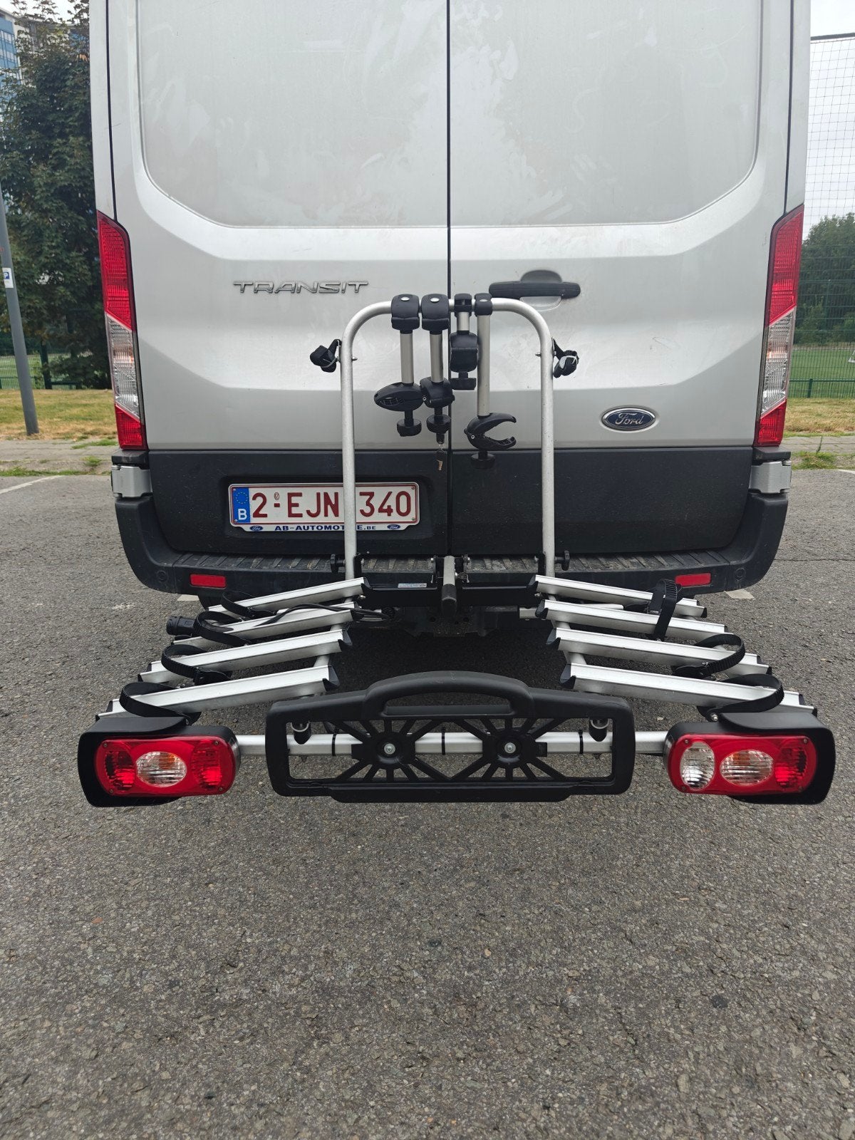 Porte vélos Uebler F41, pour 4 vélos