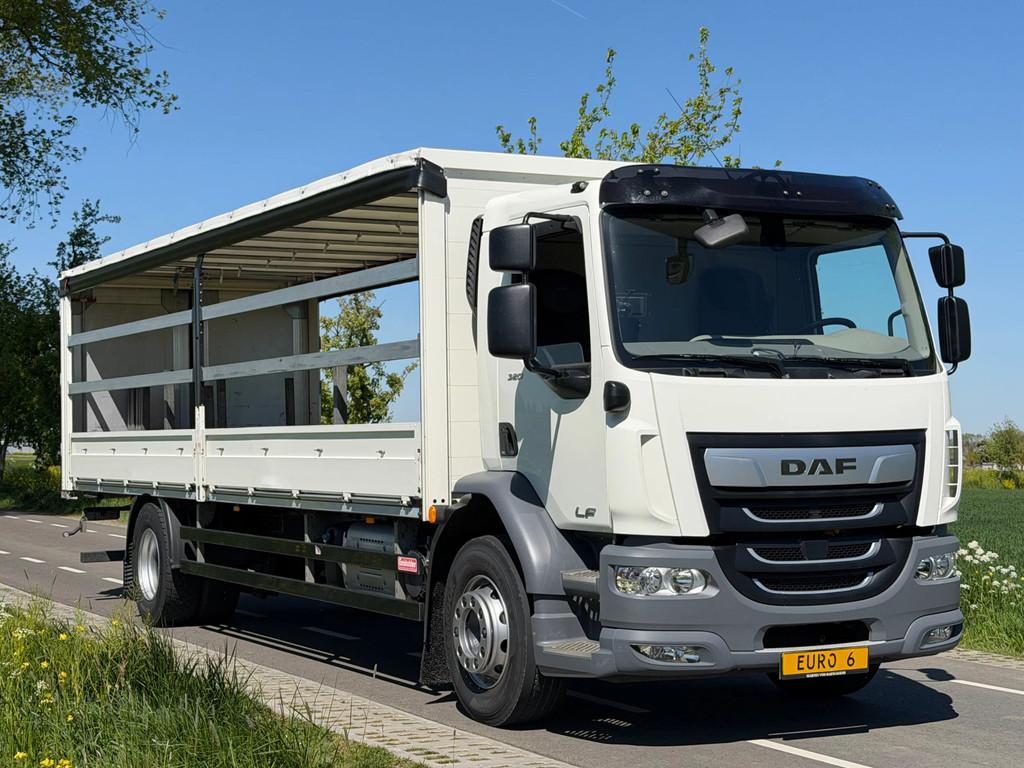 DAF DAF LF320.19 LF320.19 EURO6. 2021 Schuifzeil als in NIEU, Auto's, Gebruikt, Euro 6, 7860 kg, 235 kW