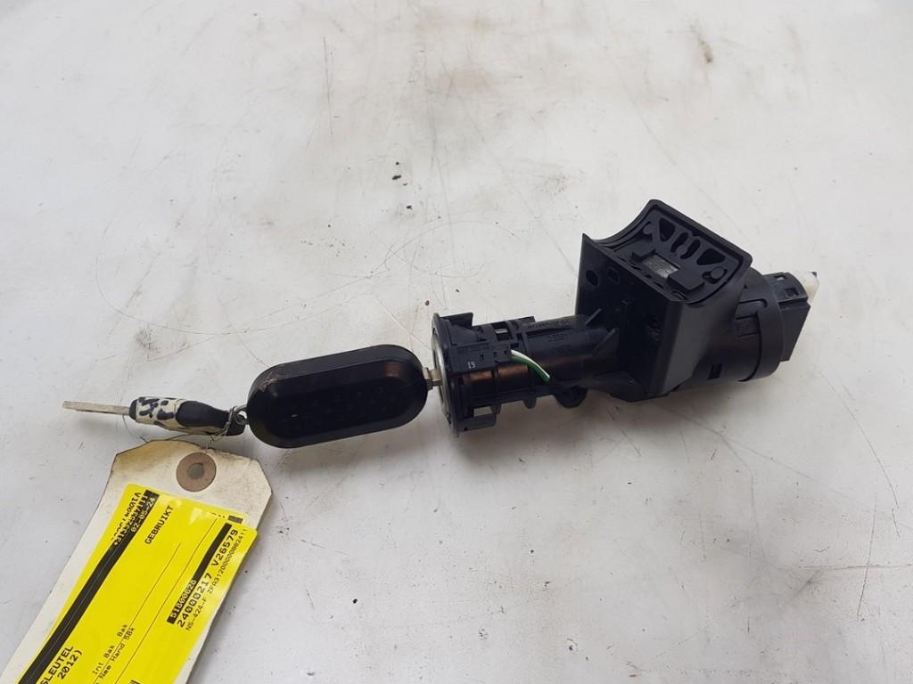 CONTACTSLOT + SLEUTEL Fiat 500 (312) (01-2007/12-2012), Auto-onderdelen, Overige Auto-onderdelen, Fiat, Gebruikt