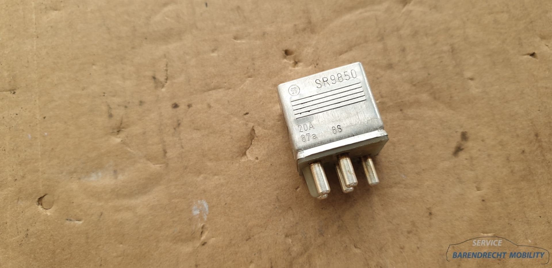 Airco relais W126 Mercedes S klasse 0015420219 origineel geb, Auto-onderdelen, Gebruikt, Mercedes-Benz AG, Mercedes-Benz, Mercedesstrasse 120
70372  Stuttgart, DE