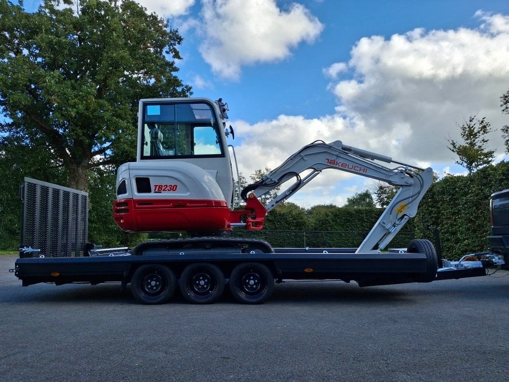 Takeuchi TB230, minigraver, minikraan, BJ2026, Nieuw!, Enlèvement, Excavatrice