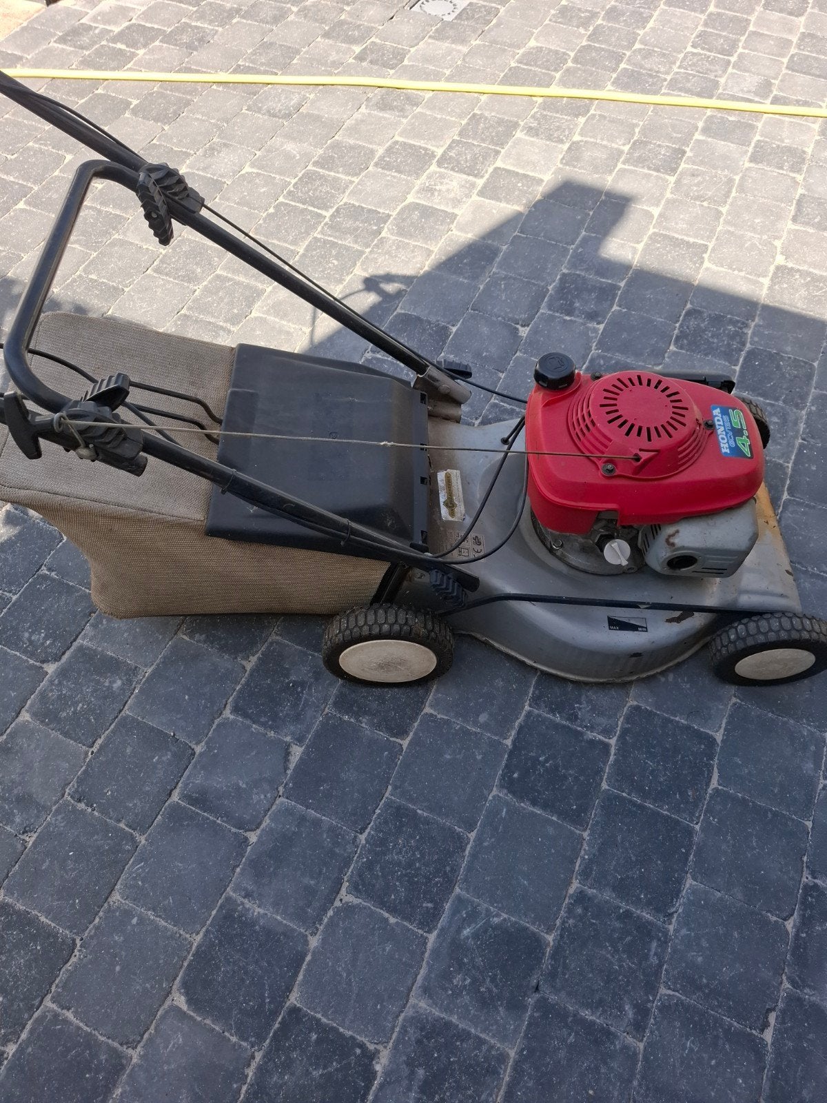 honda 4.5  zelftrekker, Ophalen