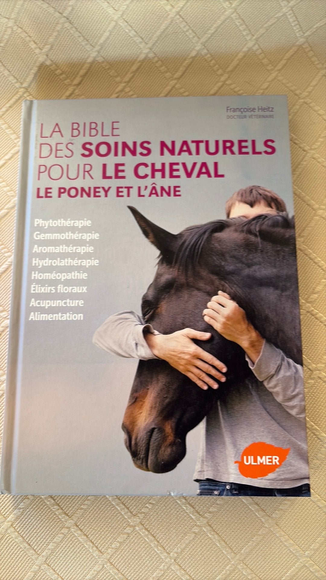 La Bible des soins naturels pour le cheval, Enlèvement, Comme neuf