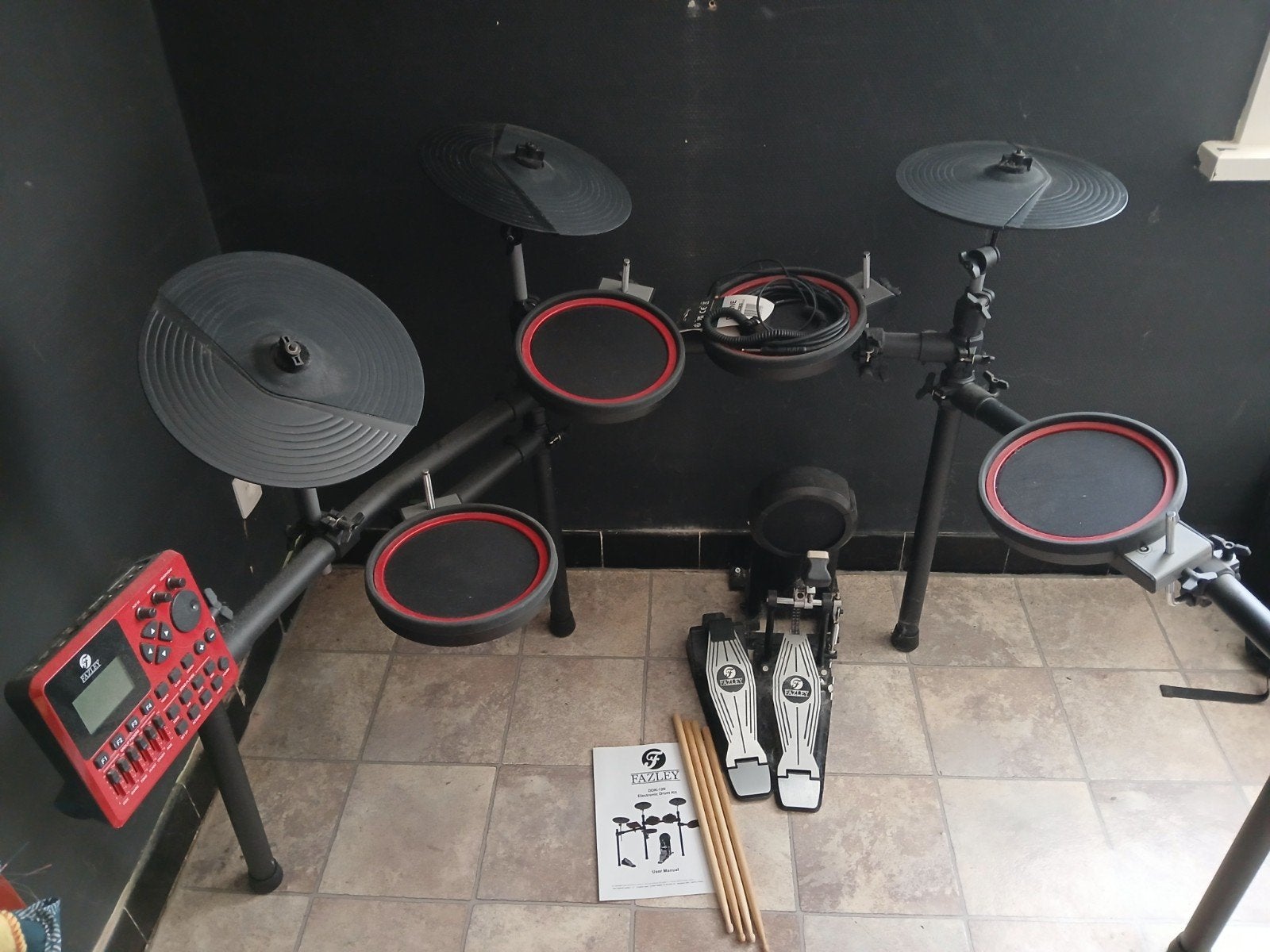 Electronic Drum Kit + drumkruk!, Muziek en Instrumenten, Ophalen, Zo goed als nieuw, Overige merken, Elektronisch