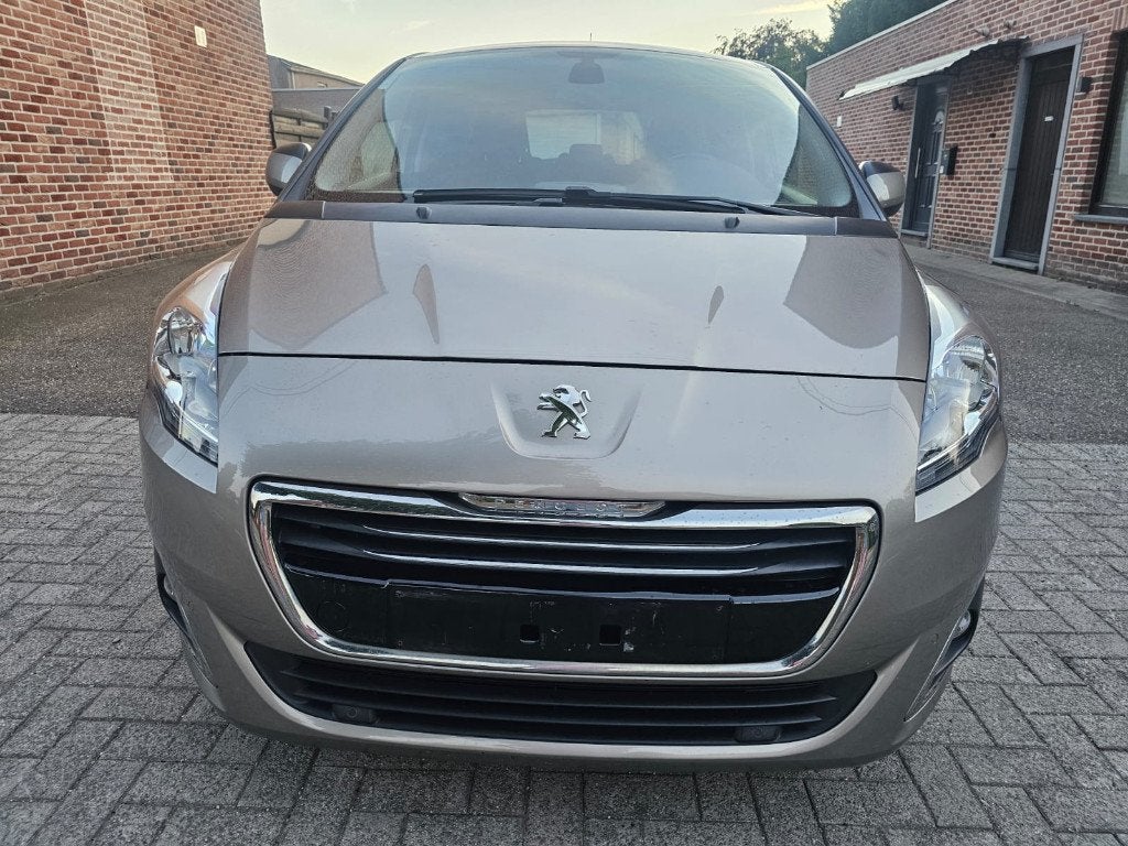 Peugeot 5008 1.6 E-HDI 114pk/ Automaat(Bouw2015/164.Tkm), Auto's, Peugeot, Automaat, Euro 5, 4 cilinders, Diesel