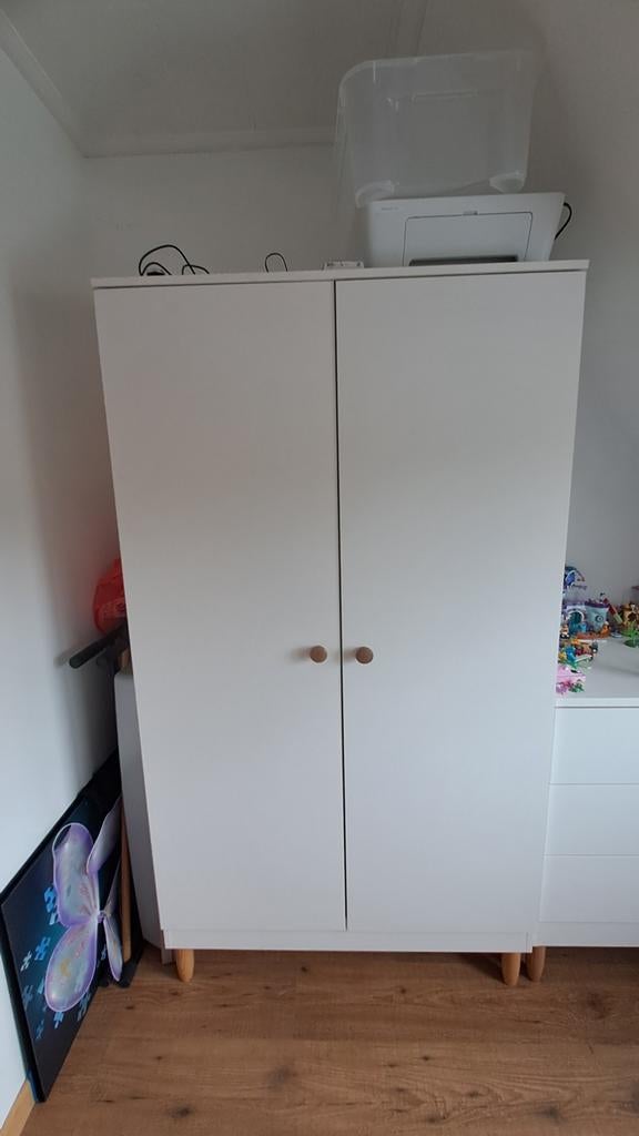 Petite Amelie kinderkleerkast 100x55x184, Kinderen en Baby's, Ophalen