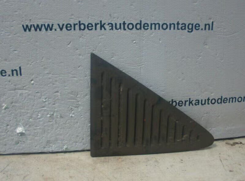 LUCHTGELEIDER Opel Kadett E (33 / 34 / 43 / 44) (90239387), Autos : Pièces & Accessoires, Bahnhofsplatz 65423 Rüsselsheim am Main, DE