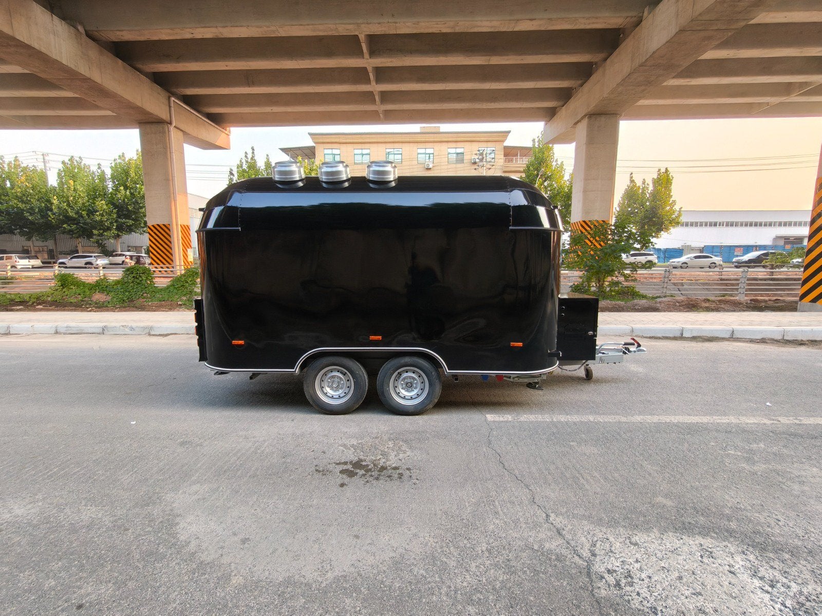 Food truck de style Airstream - disponible 30 Novembre, Articles professionnels, Enlèvement