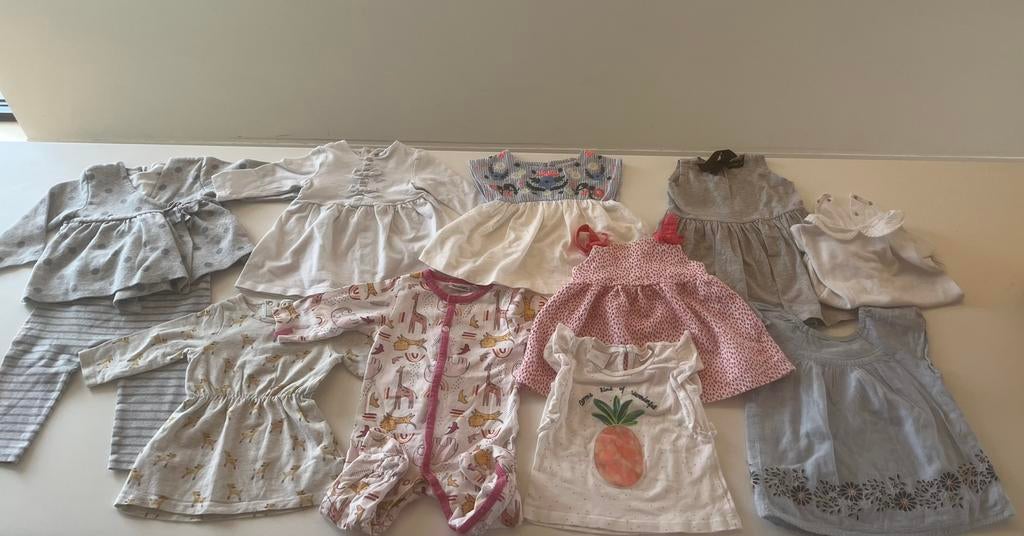 Lot de vêtements pour filles de 6 à 9 m, Enfants & Bébés, Enlèvement ou Envoi, Comme neuf