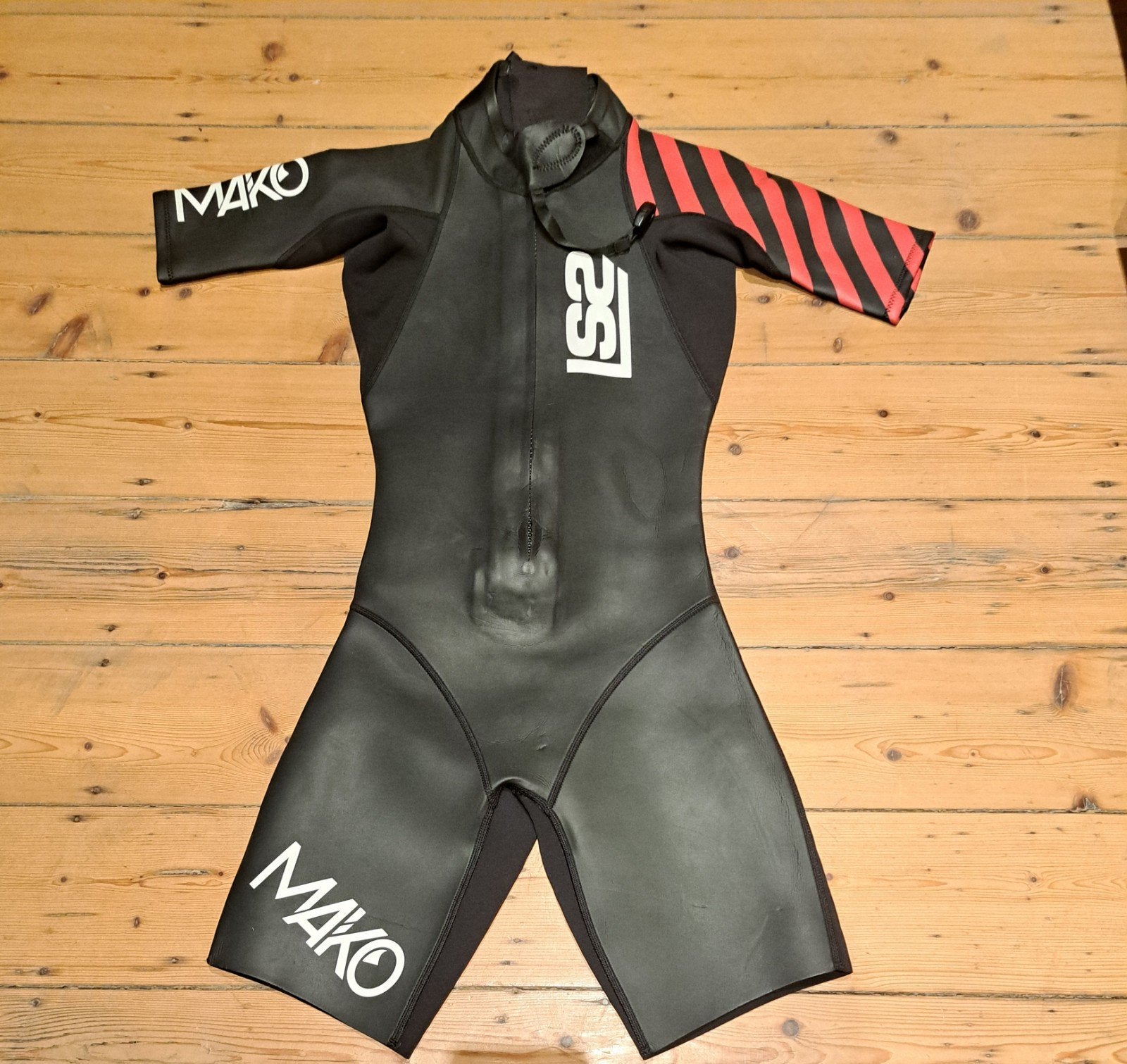 Mako LS2 - neopreen wetsuit heren maat S – 1x gedrag, Sports nautiques & Bateaux, Mako, Comme neuf, Enlèvement, Homme