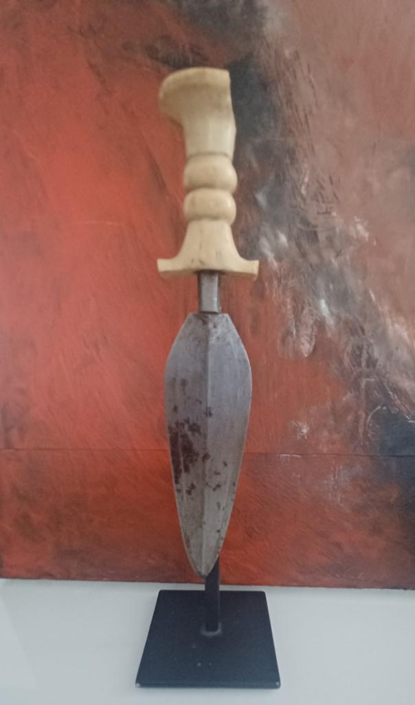 Couteau Mangbetu Congo 1920 africain afrique oceanie Amériqu, Maison & Meubles, Envoi