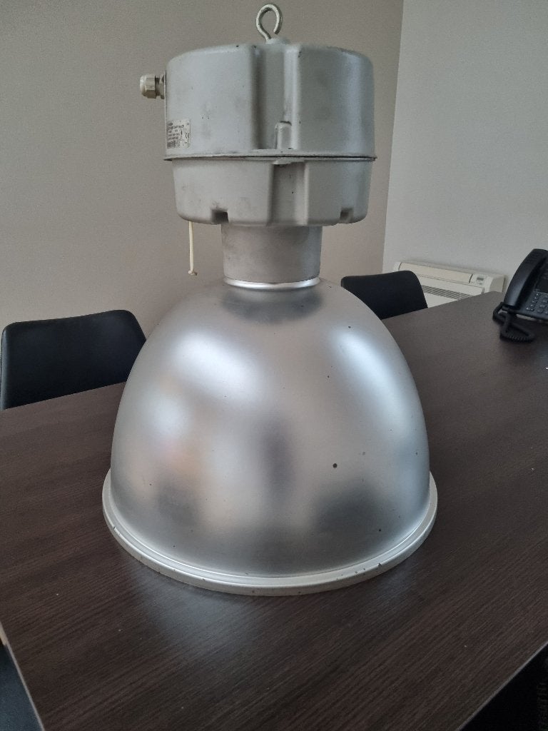 13 Industriele hanglampen , prijs per lamp 15 euro, Maison & Meubles, Enlèvement, Utilisé, Métal, E27 (grand)