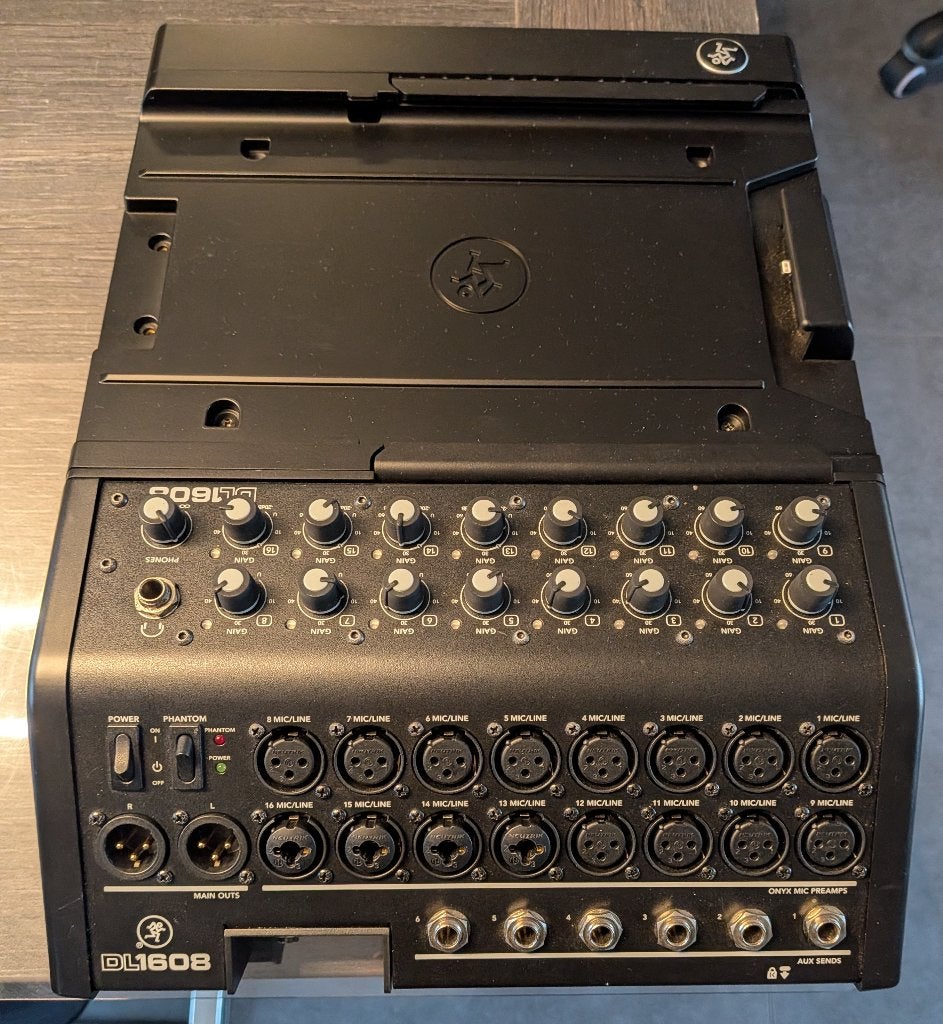 Digital Mixer Mackie DL1608, Muziek en Instrumenten, Ophalen, Zo goed als nieuw, 10 tot 20 kanalen, Microfooningang