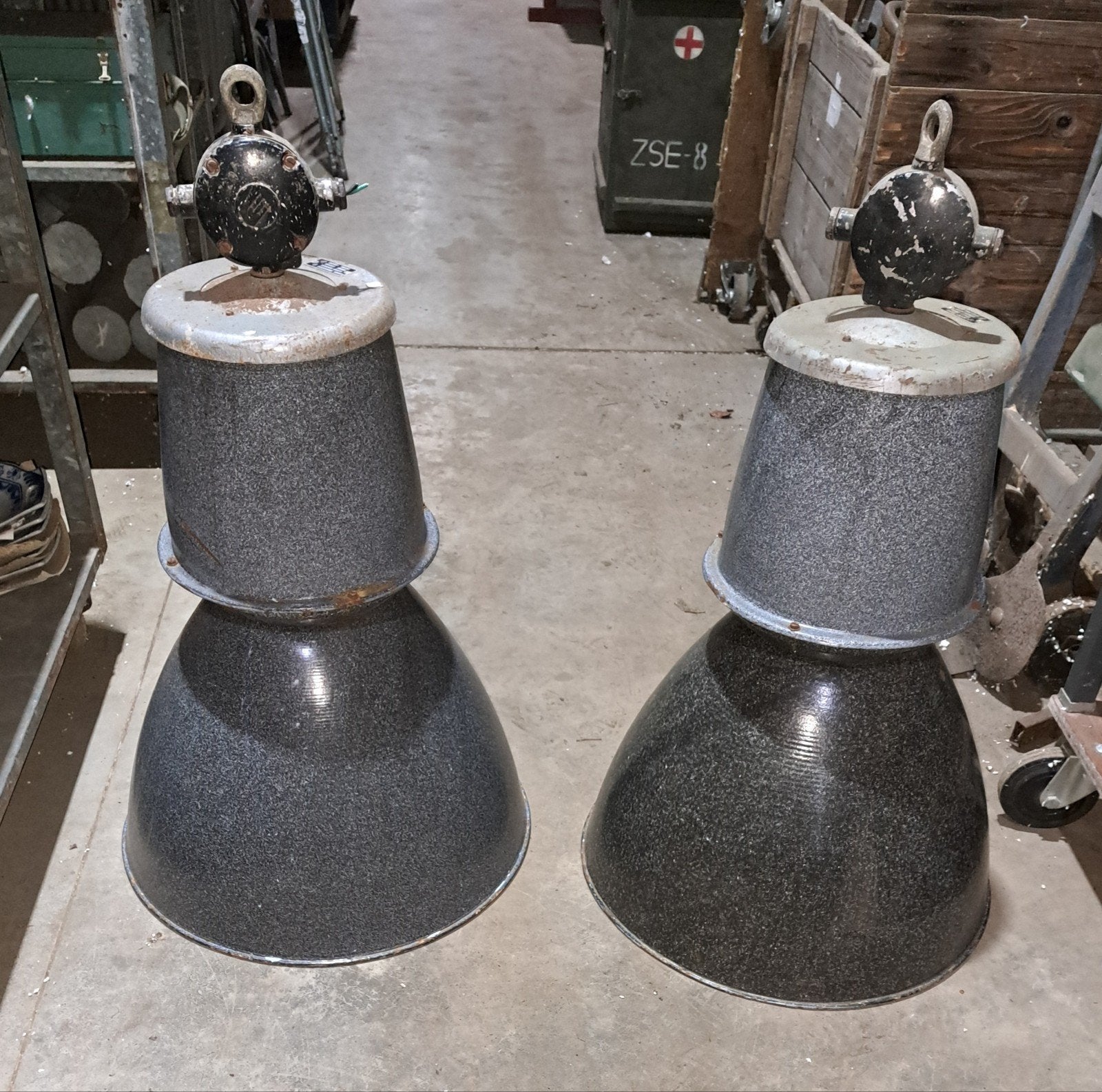 Lamp lampen industriele geëmailleerde fabriekslampen, Antiek en Kunst, Ophalen