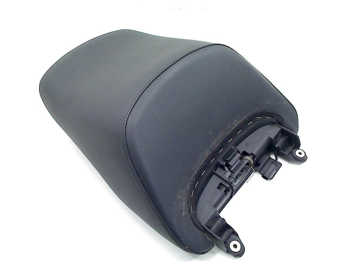 BUDDYSEAT ACHTER BMW K 1600 GT + GTL (K1600GT K1600GTL K48), Dhr. S. di Majo, Gebruikt, Info@cama-motorparts.nl, P.J. Troelstraweg 8 8
3144 CX  MAASSLUIS, NL