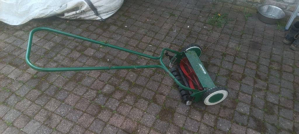 tondeuse à gazon à main, Qualcast, Tondeuses à gazon manuelles, Comme neuf, 30 à 39 cm