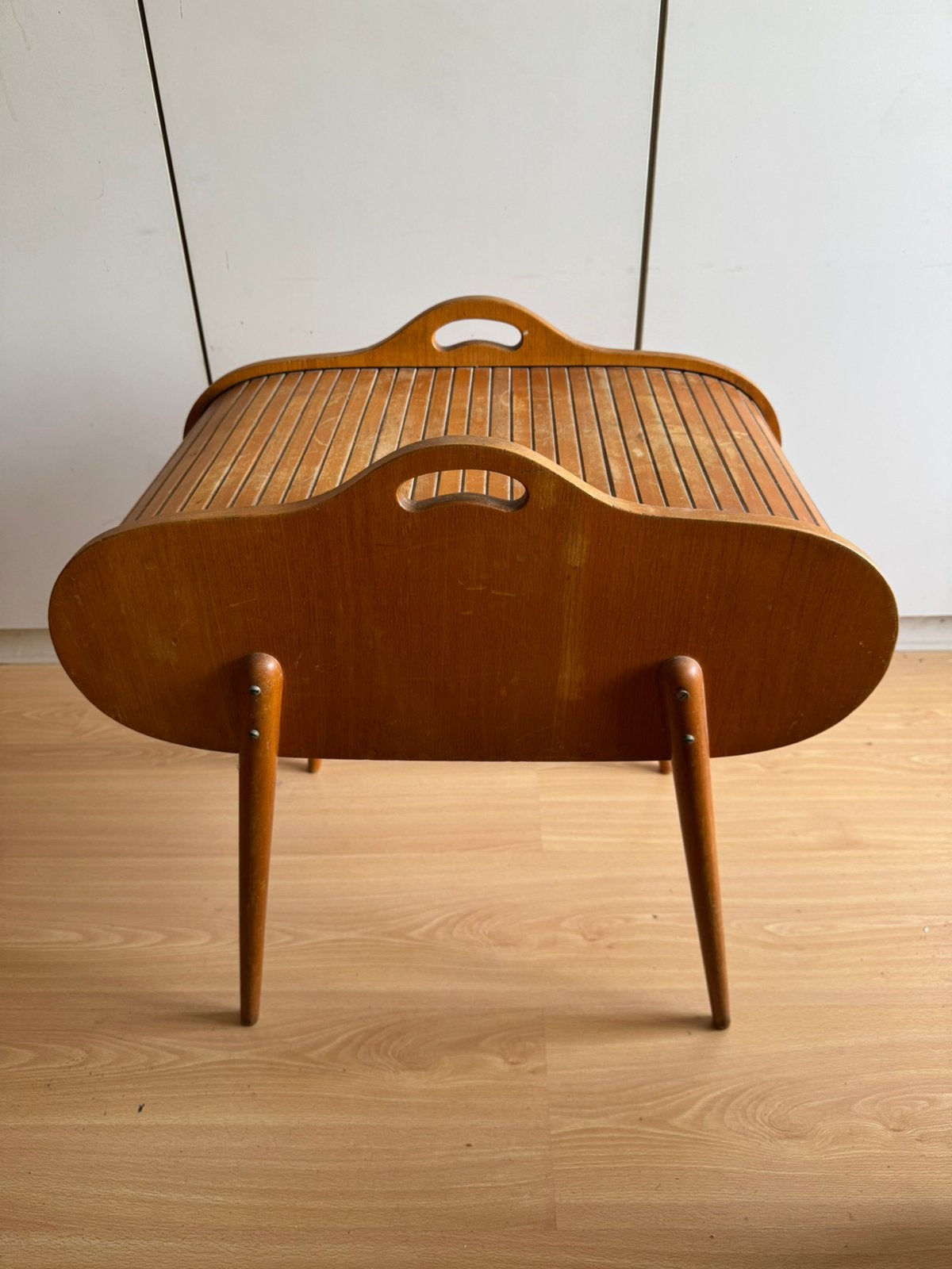 Deens naaikoffertje ‘60, Huis en Inrichting, Woonaccessoires | Krantenbakken en Lectuurbakken, Ophalen, Gebruikt, Vintage, Hout