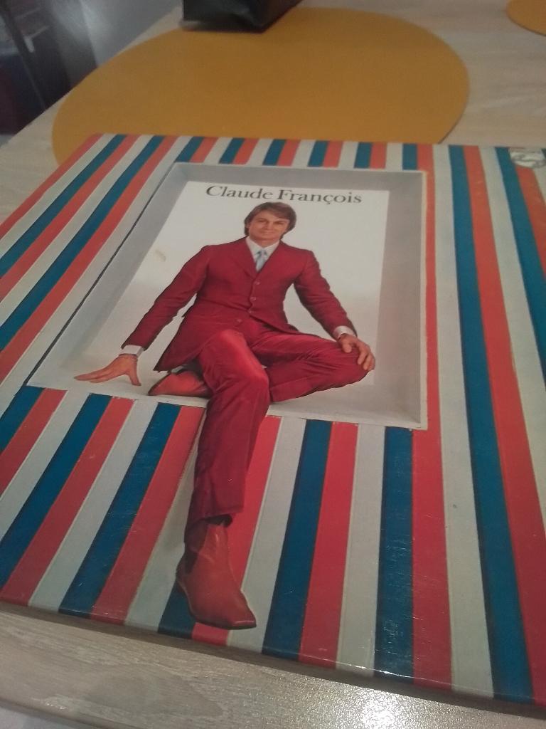 Claude francois, CD & DVD, Enlèvement