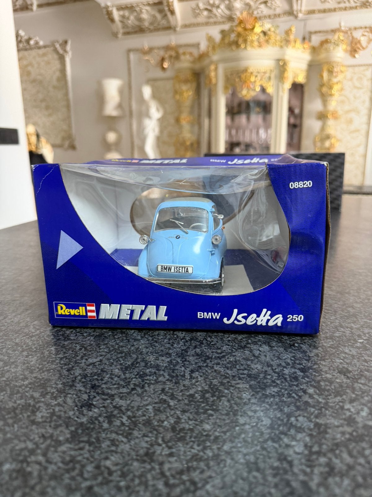 Miniature voiture de collection METAL BMw Isetta 250 08820, Enlèvement, Comme neuf, Voiture