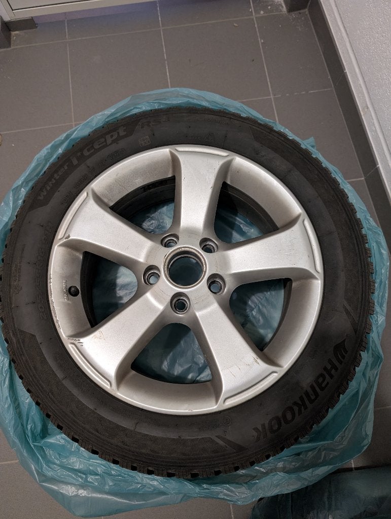 Winterbanden op velgen 2x Hankook + 2x Dunlop 205/55 R16, Ophalen, Gebruikt, 16 inch, Band(en)