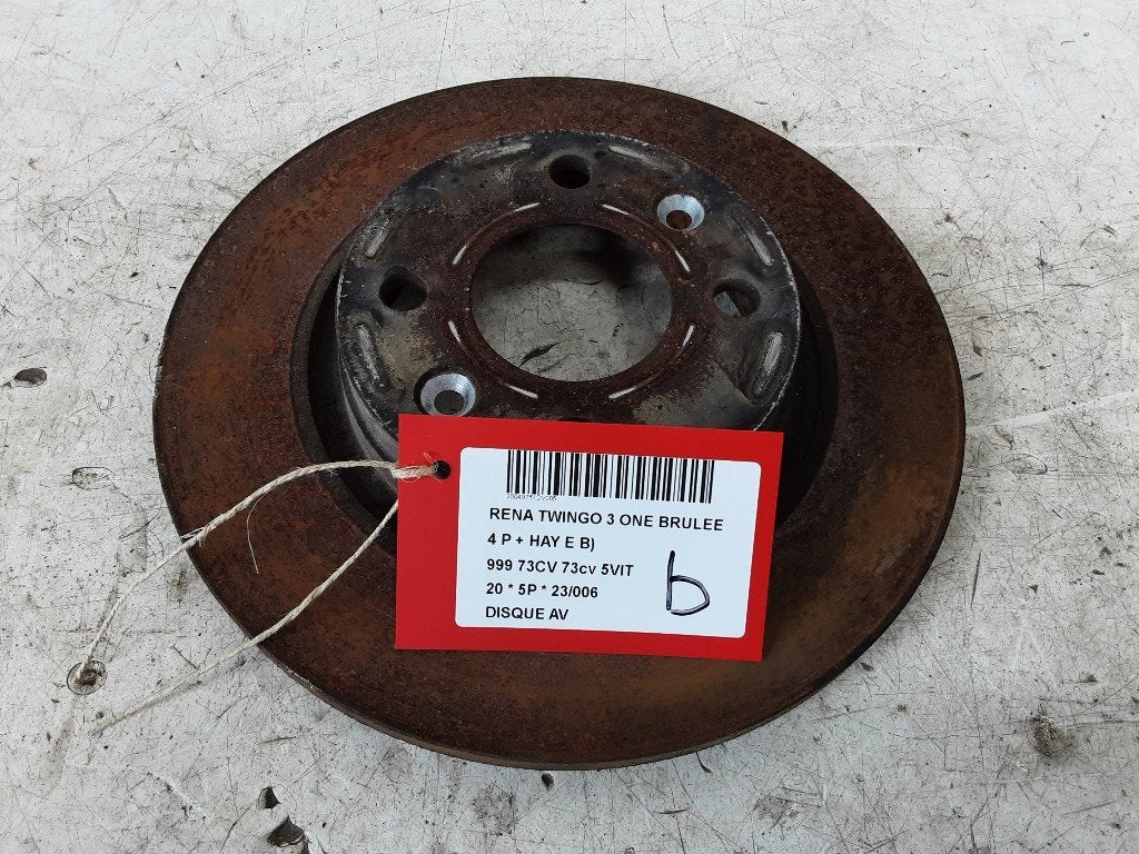 REMSCHIJF VOOR Renault Twingo III (AH) (01-2014/07-2024), Gebruikt, Renault, Peter-Huppertz-Straße 5
51063  Köln, DE, Dialog.deutschland@renault.de