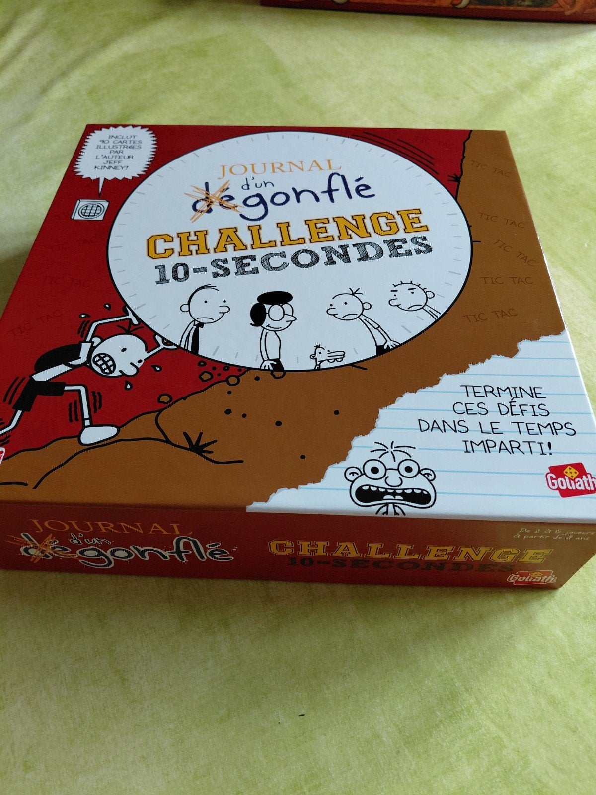 Jeu de société Journal d'un dégonflé 90 défis dès 8 ans, 1 ou 2 joueurs, Enlèvement ou Envoi, Comme neuf