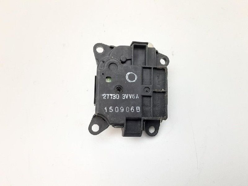 ACTIONNEUR MOTEUR VOLET CHAUFFAGE Note (E12) (|277303VV6A|), Utilisé, Nissan