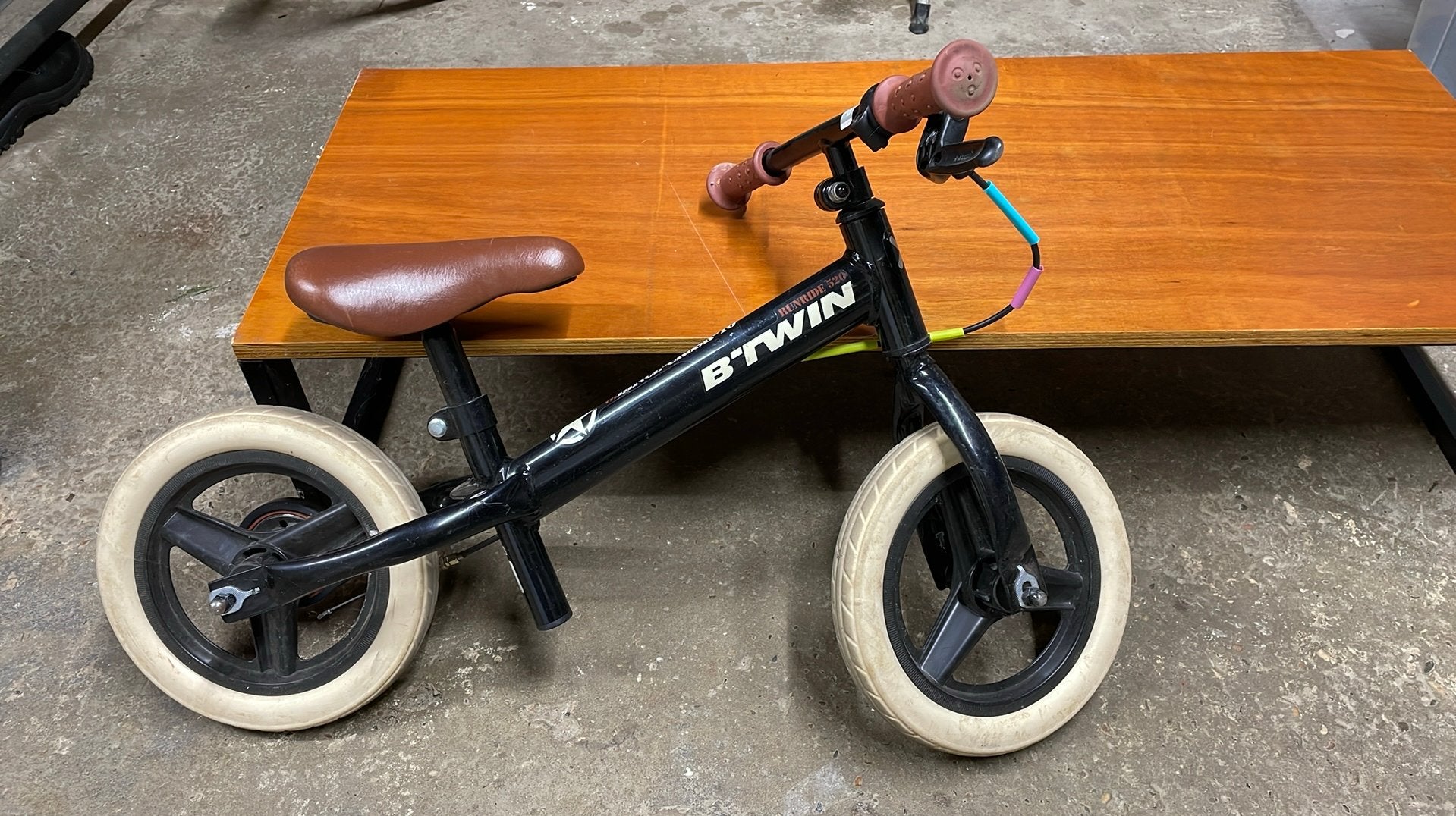 Btwin loopfietsje, Fietsen en Brommers, Ophalen, Gebruikt, Trommelrem