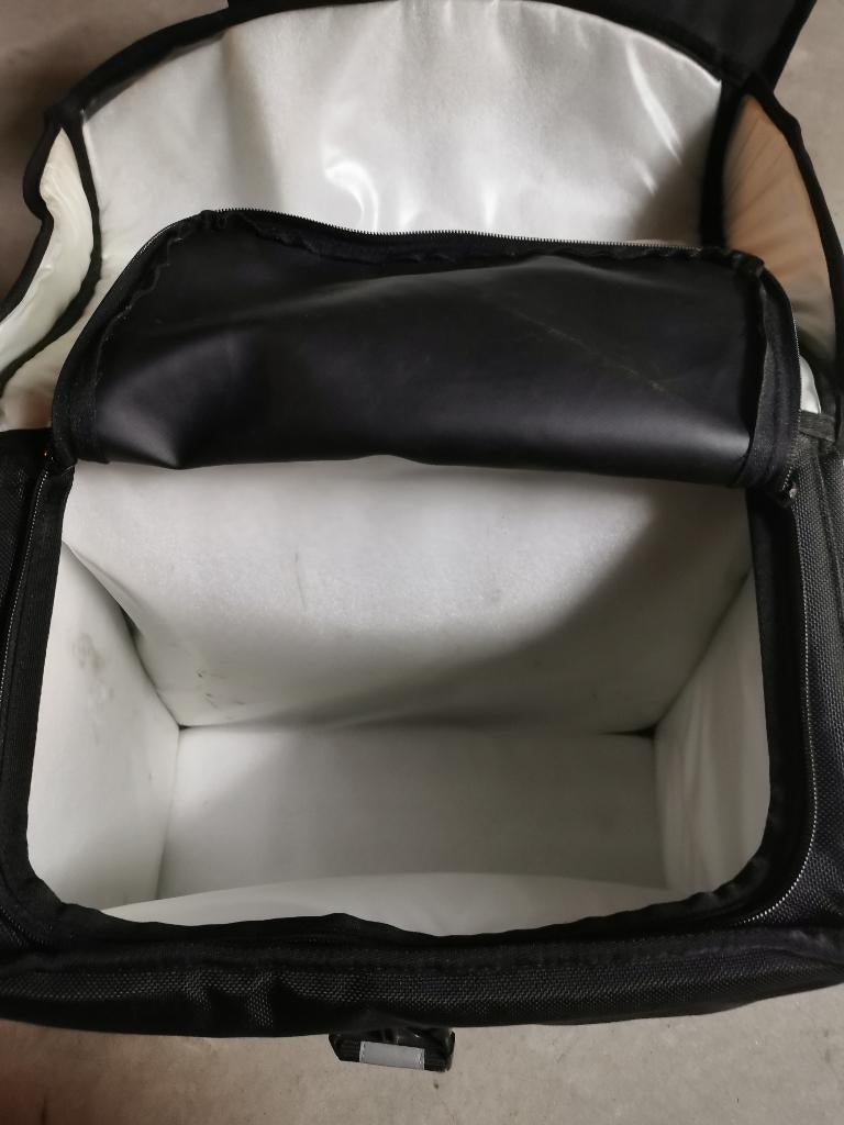 Valises motos, Enlèvement, Utilisé