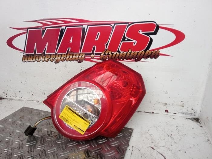Feu arrière droit d'un Chevrolet Aveo, -, 3 mois de garantie, Utilisé, -