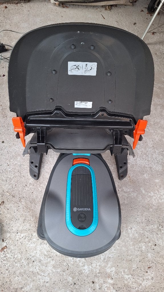 Gardena Smart SILENO Life 1000 robotmaaier + gateway, 20 à 25 cm, Utilisé, Gardena, Enlèvement