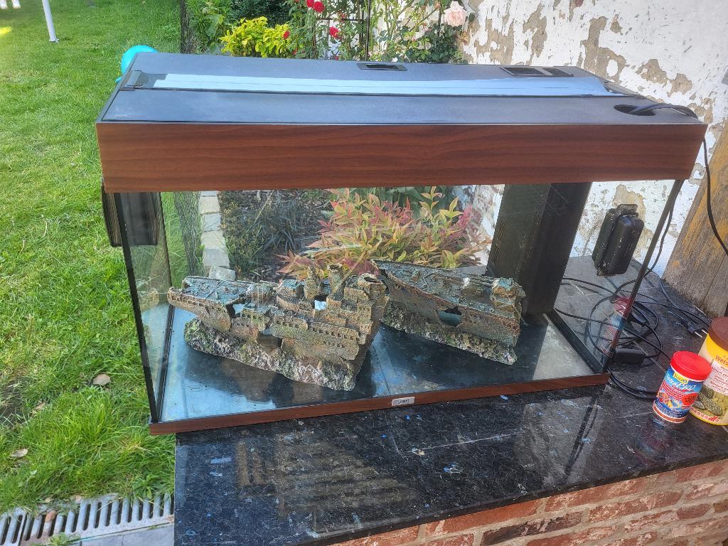 Aquarium juwel, Animaux & Accessoires, Aquarium vide, Comme neuf, Enlèvement, Pompe