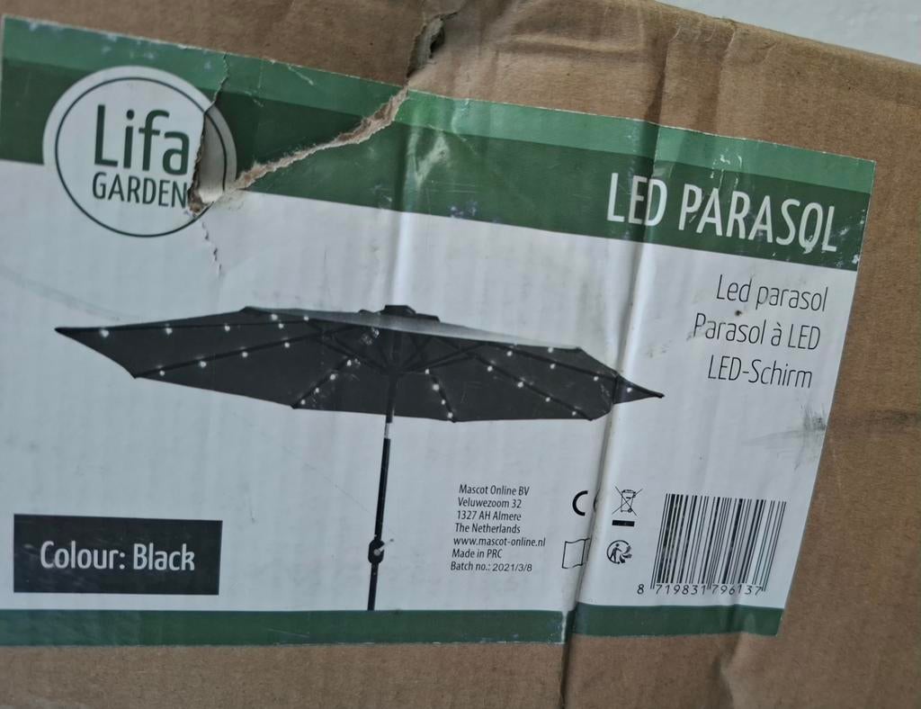 Parasol avec lampe LED neuf, Enlèvement