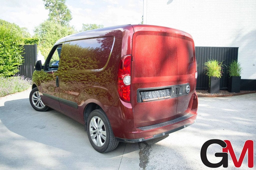 Opel Combo 1.6 CDTi L1H1 (EU6), Rouge, Achat, 105 ch, 2 places