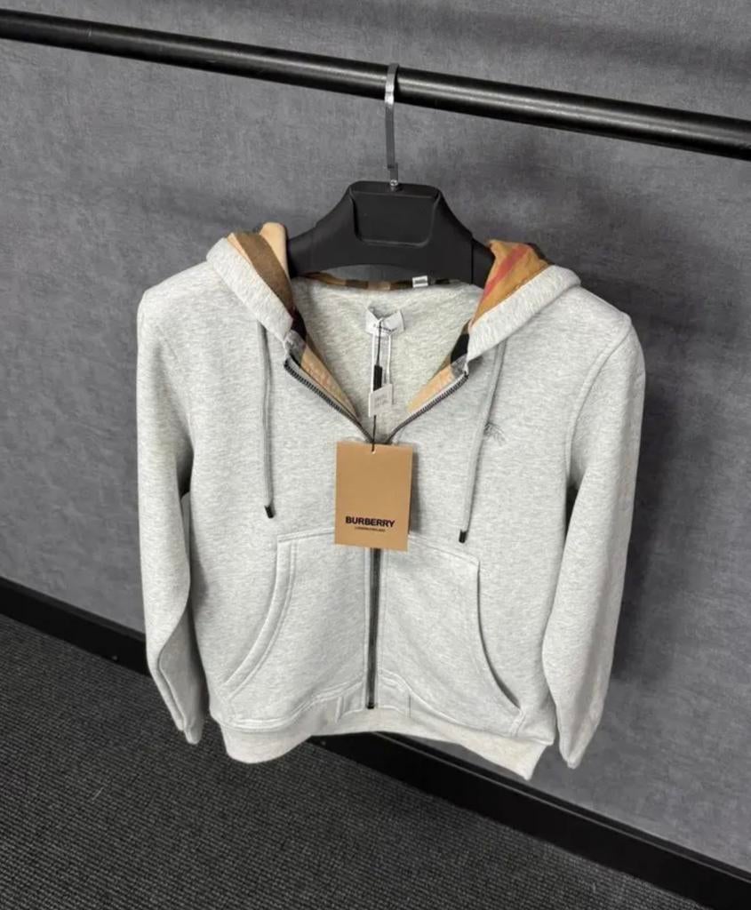 Burberry vest, Kleding | Heren, Truien en Vesten, Ophalen of Verzenden, Nieuw, Overige maten, Grijs