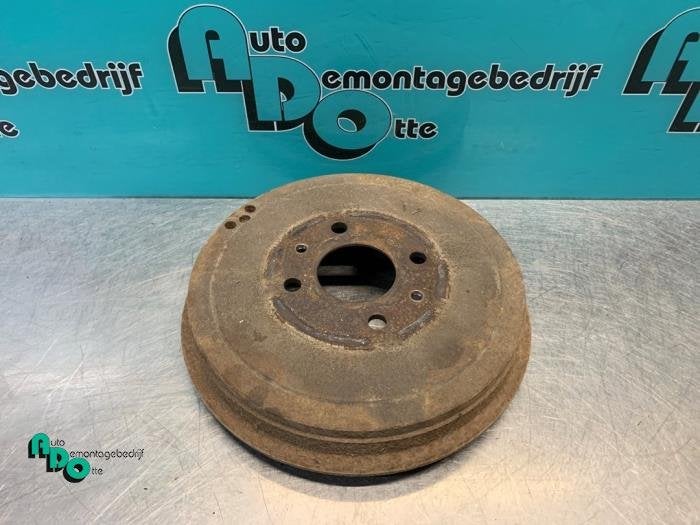 Tambour de frein arrière d'un Peugeot Bipper (Bipper 08-), -, 3 mois de garantie, Utilisé, -