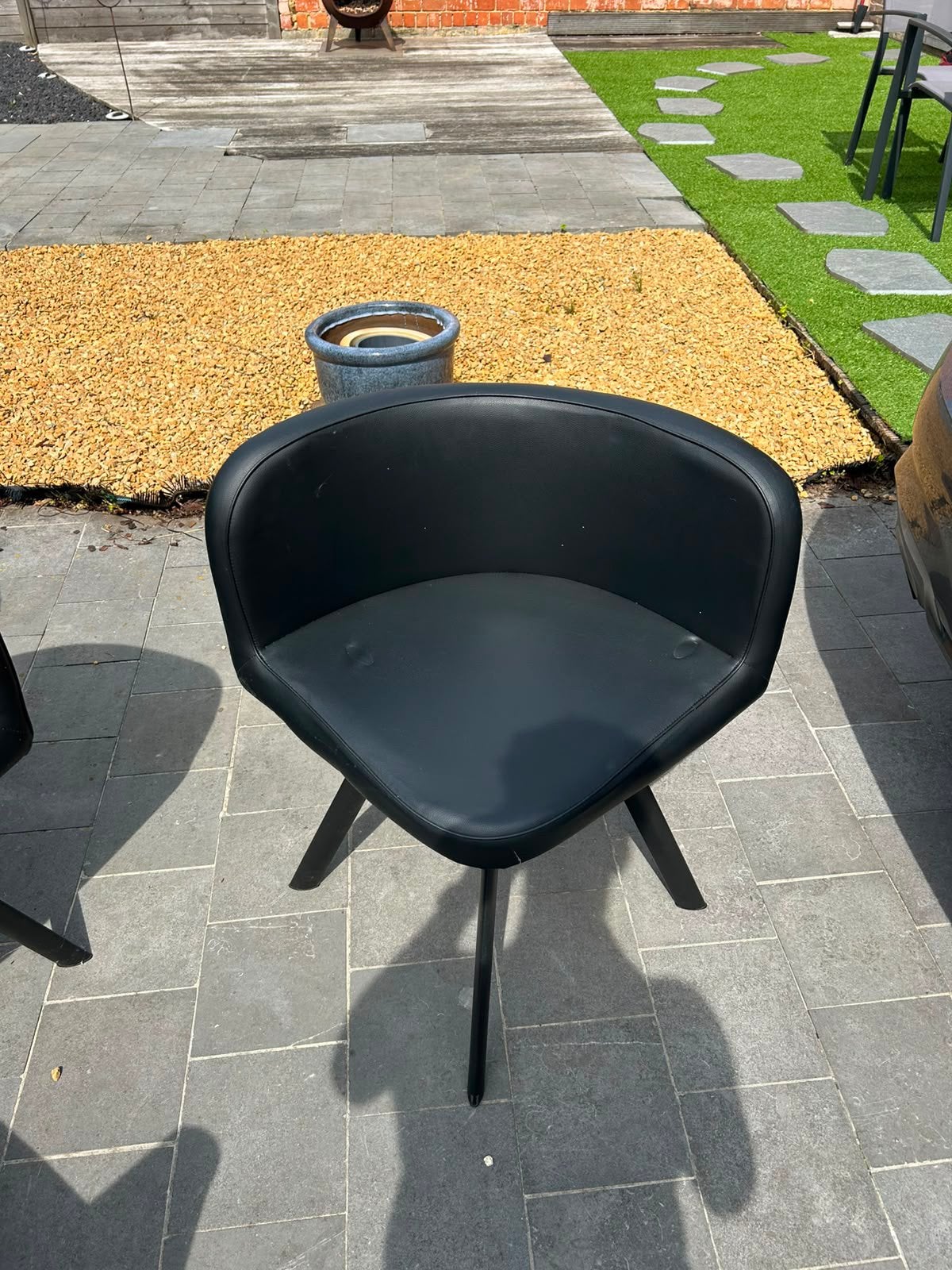 Lounge stoelen, Enlèvement