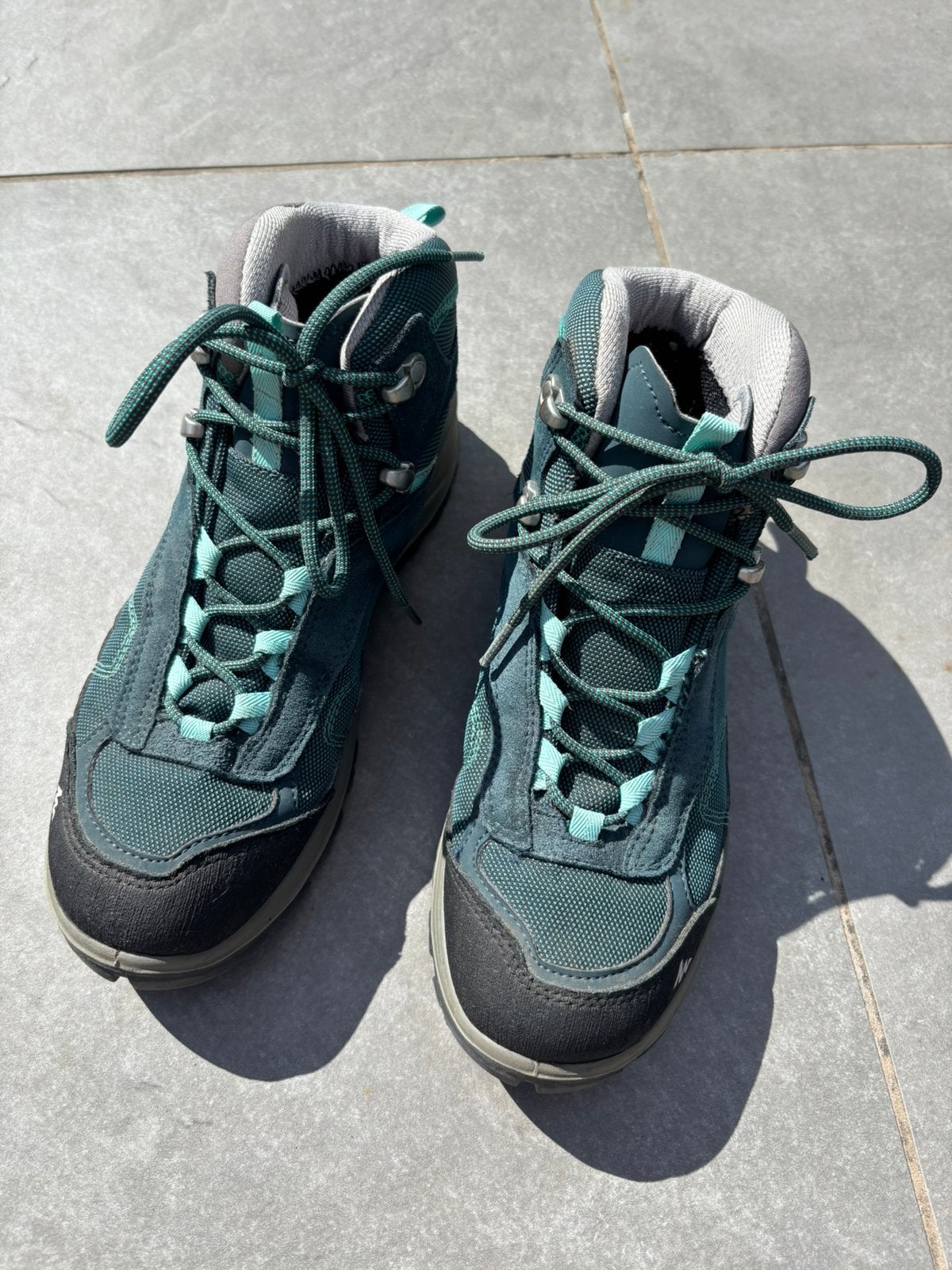 Bergschoenen Quechua maat 39, Sport en Fitness, Ophalen, Zo goed als nieuw, Schoenen