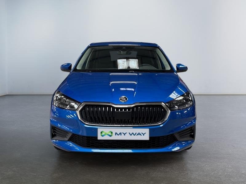 Skoda Fabia Ambition | 1.0 ess 110 cv | Carplay | Capteurs A, Automaat, Blauw, Bedrijf, Berline
