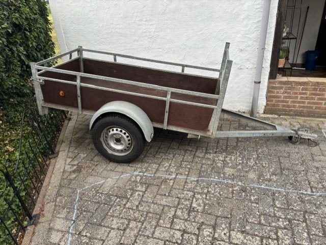 om massale belang stelling  prijs is 300 euro niet minder, Auto diversen, Aanhangers en Bagagewagens, Ophalen, Gebruikt