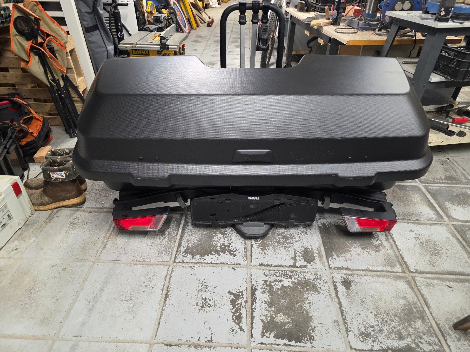 Thule santu , coffre a monter sur porte vélo thule, Neuf