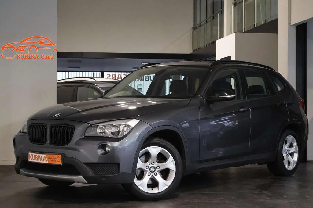 BMW X1 sDrive18i Aut. TrekH Navi CruiseC Leder Garantie*, Parkeersensor, 4 cilinders, 136 pk, Bedrijf