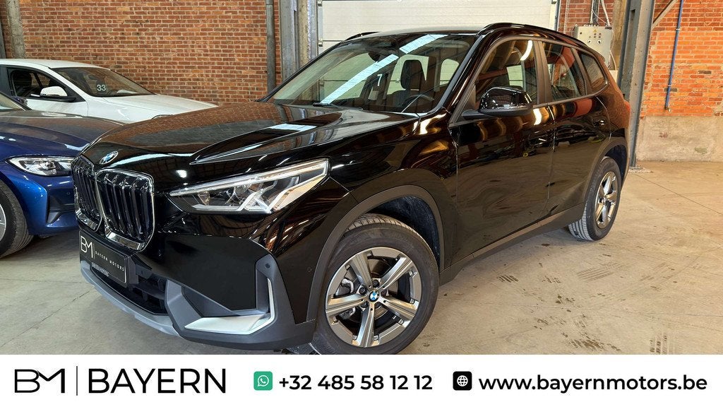 BMW X1 sDrive18i Automaat Benzine Navi LED Garantie 2023, Autos, BMW, Achat, Entreprise, Carnet d'entretien, 5 portes