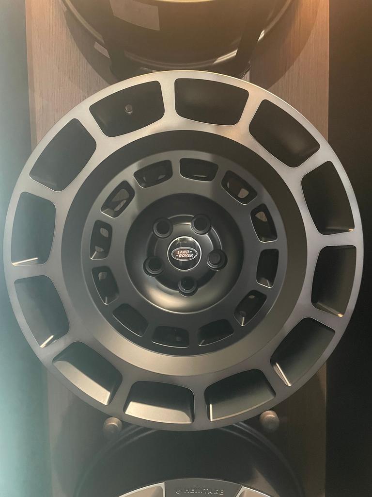 22 inch Land Rover Defender Octa Urban RR Sport Vogue velgen, Neuf, Pneus et Jantes, -, Véhicule tout-terrain