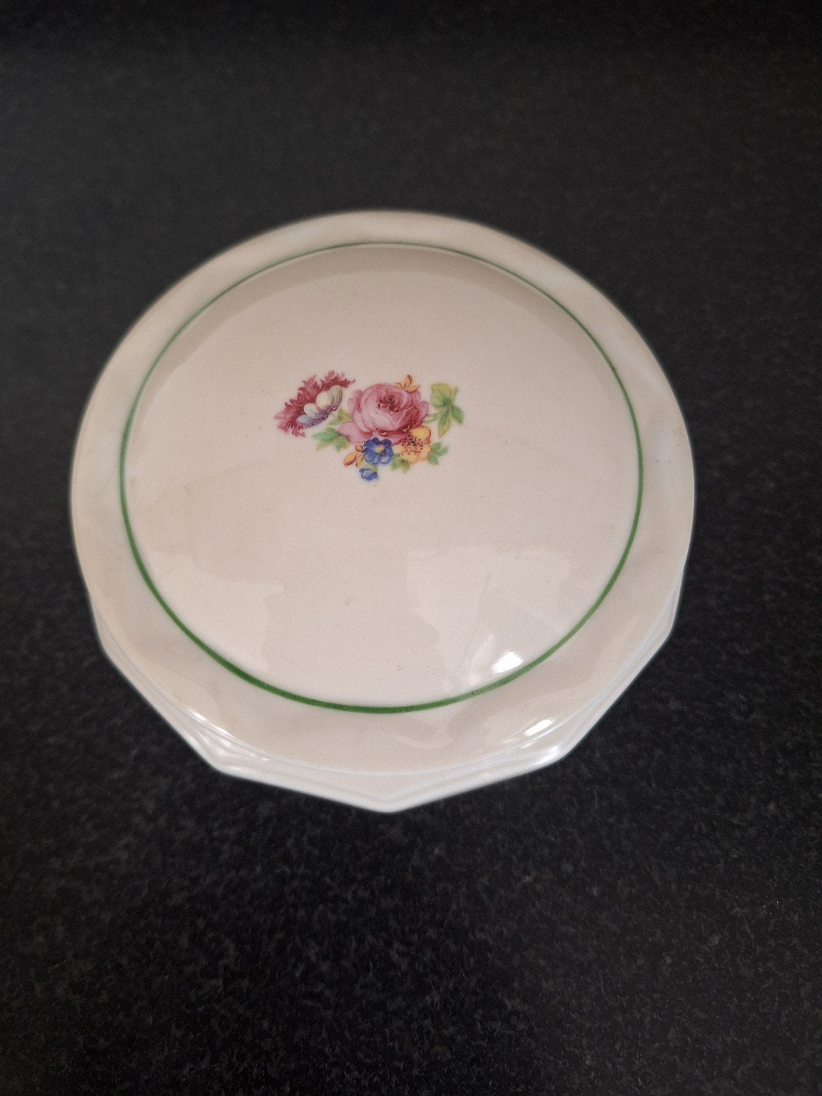 Bonbonnière porcelaine de Baudour Cerabel, Antiek en Kunst, Antiek | Porselein, Ophalen of Verzenden
