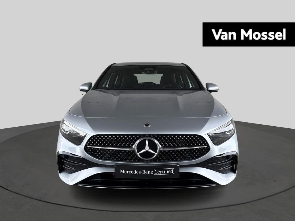 Mercedes-Benz A-Klasse 250 e AMG Line - TREKHAAK - MULTIBEAM, Stof, Gebruikt, Euro 6, 4 cilinders