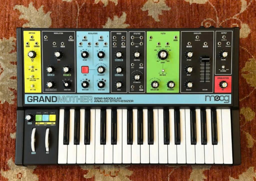 Moog Grand Mother, Musique & Instruments, Autres marques, Autres nombres, Comme neuf, Enlèvement
